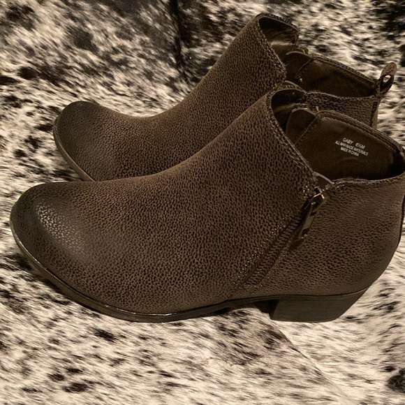 NWT New Attitude booties - Picture 8 of 9